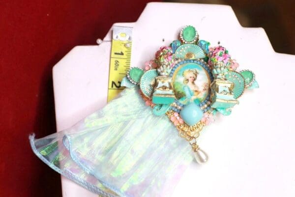 SOLD! 9174 Young Marie Antoinette Aqua Huge Brooch - Image 3
