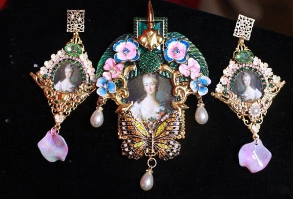 SOLD! 9180 Madam Bovary Victorian Butterfly Huge Brooch