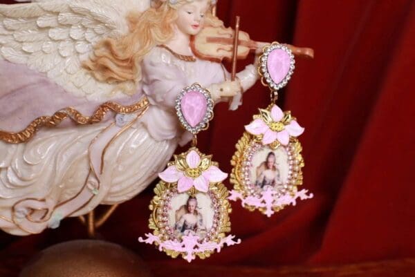 SOLD! 9184 Marie Antoinette Cameo Pink Orchid Studs Earrings