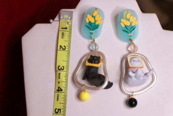 SOLD! 9216 Adorable Irregular Enamel Cat Swing Earrings - Image 2