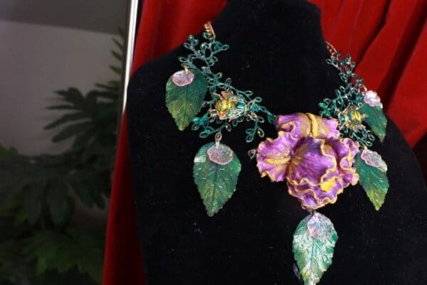 SOLD! 9233 Huge Hand Painted Iris Hand Painted Necklace - Image 4
