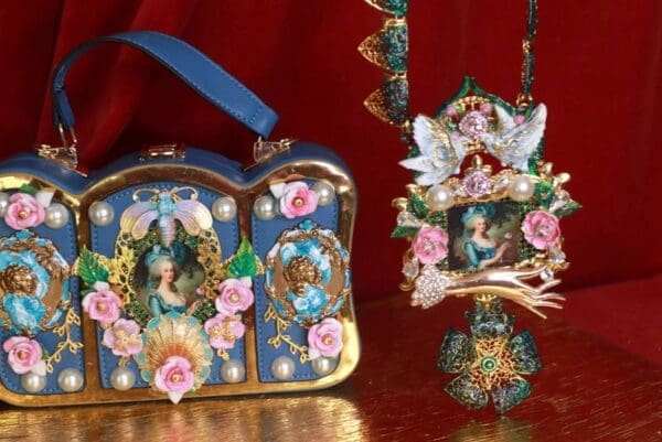 SOLD! 9250 Marie Antoinette Vintage Style Boutique Style Embellished Handbag - Image 3