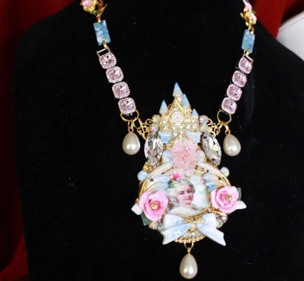 SOLD! 9251 Marie Antoinette Large Cassel Massive Necklace - Image 2
