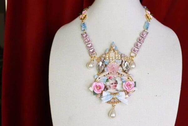 SOLD! 9251 Marie Antoinette Large Cassel Massive Necklace - Image 4