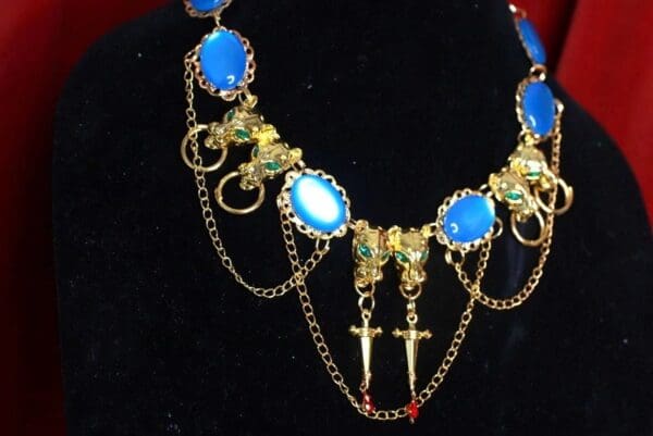 SOLD! 9256 Baroque Chained Leopard Massive Necklace - Image 3
