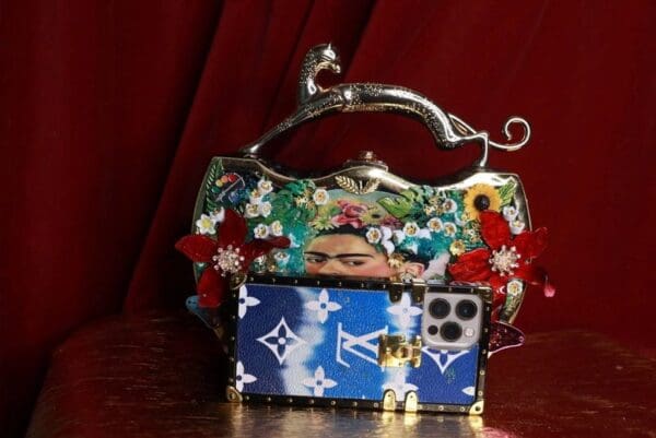 SOLD! 9296 Frida Kahlo Embellished Handbag - Image 9