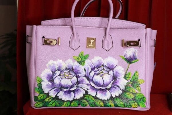 SOLD! 9323 Baroque GENUINE LEATHER Hand Painted Lavender Handbag - Image 6