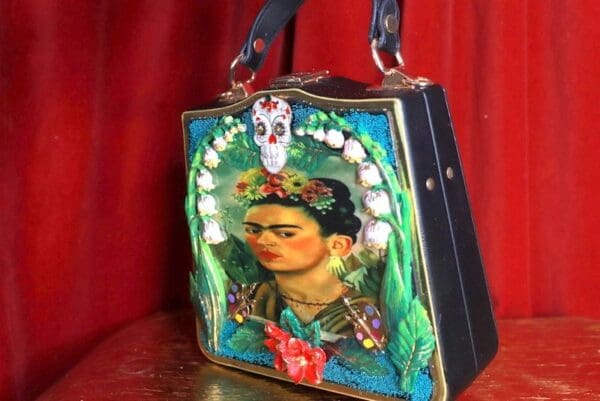 SOLD! 9338 Frida Kahlo Lily Of The Valley Embellished Handbag - Image 4