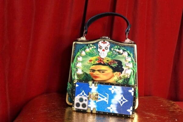SOLD! 9338 Frida Kahlo Lily Of The Valley Embellished Handbag - Image 7
