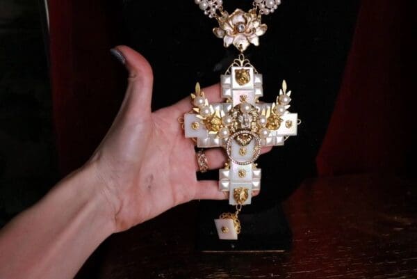 SOLD! 9364 Iridescent Cross Lion Tigers Baroque Massive Necklace - Image 5