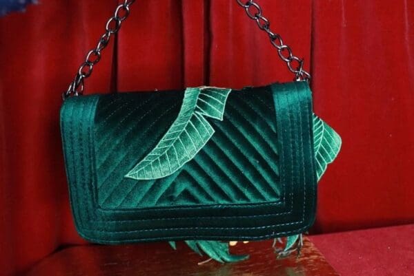 SOLD! 9370 Baroque Velvet Birds Embellished Handbag - Image 5
