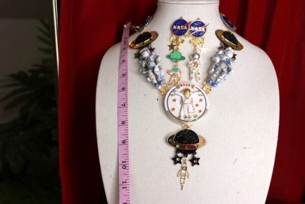 SOLD! 9389 Set Of Celestial NASA Astronauts Iridescent Necklace+ Earrings - Image 6
