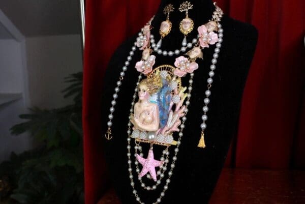 SOLD! 9402 Set Of Nautical 3D Mermaid Pearl Necklace+ Earrings - Image 7