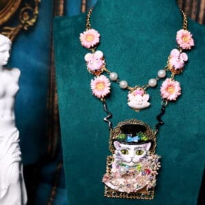 60 Adorable Cat Mise Floral Necklace
