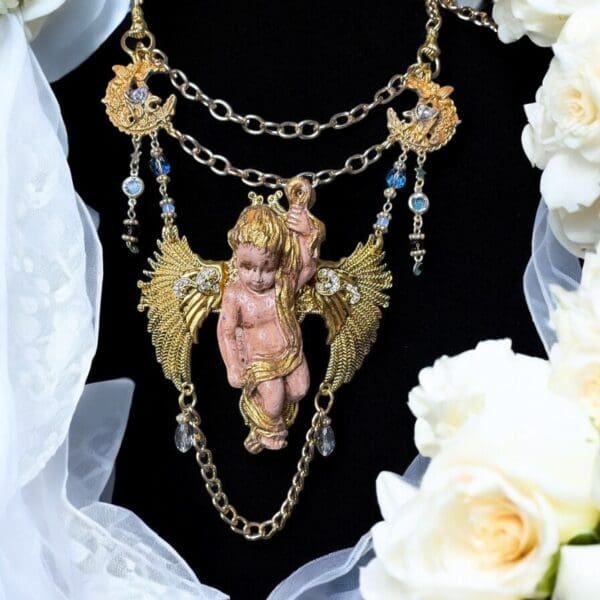 83 Baroque Cherub Winged Vintage Style
