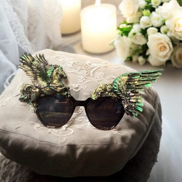 116 Art Jewelry Pegasus Embellished Sunglasses