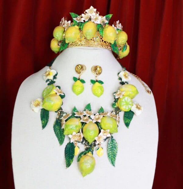 SOLD! 9407 Set Of Baroque 3D Effect Lemon Fruit Statement Necklace+ Earrings - Image 2