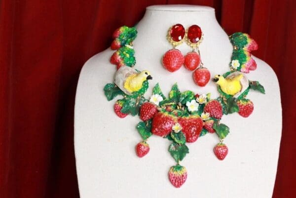 SOLD! 9423 Set Of Art Nouveau Hand Painted Vivid Strawberry Chicks Necklace+ Earrings
