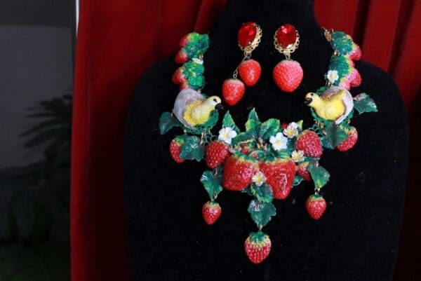 SOLD! 9423 Set Of Art Nouveau Hand Painted Vivid Strawberry Chicks Necklace+ Earrings - Image 4