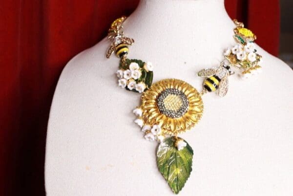 SOLD! 9430 Baroque Enamel Sunflower Bee Necklace Choker - Image 4