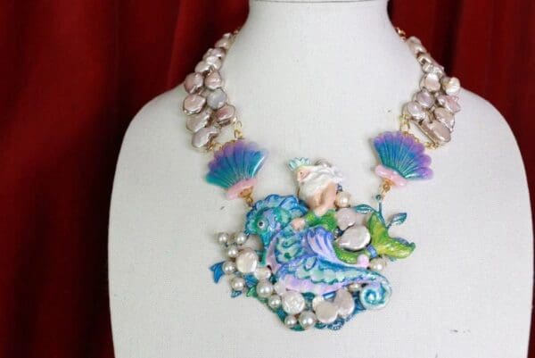 SOLD! 9437 Genuine Biwa Pearlz Neptun Poseidon Shell Necklace - Image 2