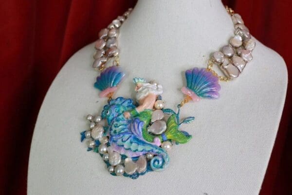 SOLD! 9437 Genuine Biwa Pearlz Neptun Poseidon Shell Necklace - Image 4