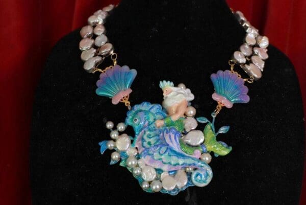 SOLD! 9437 Genuine Biwa Pearlz Neptun Poseidon Shell Necklace