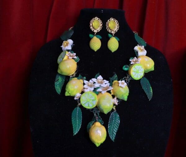 SOLD! 9444 Set Of Baroque 3D Effect Lemon Fruit Statement Necklace+ Earrings - Image 4