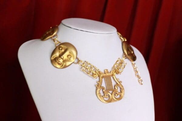 SOLD! 9475 Victorian Harp Faces Necklace Choker - Image 5