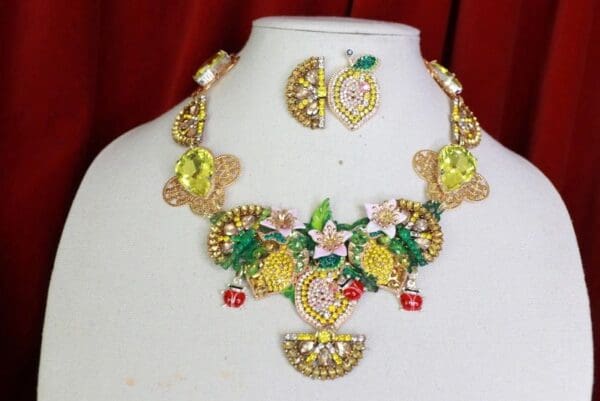 SOLD! 9487 Set Of Baroque Rhinestone Sicilian Lemon Fruit Necklace+ Earrings - Image 2