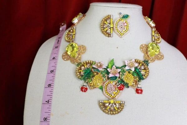 SOLD! 9487 Set Of Baroque Rhinestone Sicilian Lemon Fruit Necklace+ Earrings - Image 6