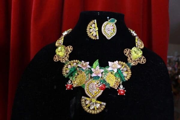 SOLD! 9487 Set Of Baroque Rhinestone Sicilian Lemon Fruit Necklace+ Earrings - Image 4
