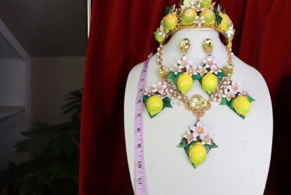 SOLD! 9494 Baroque 3D Effect One Large Lemon Fruit Statement Necklace - Image 5