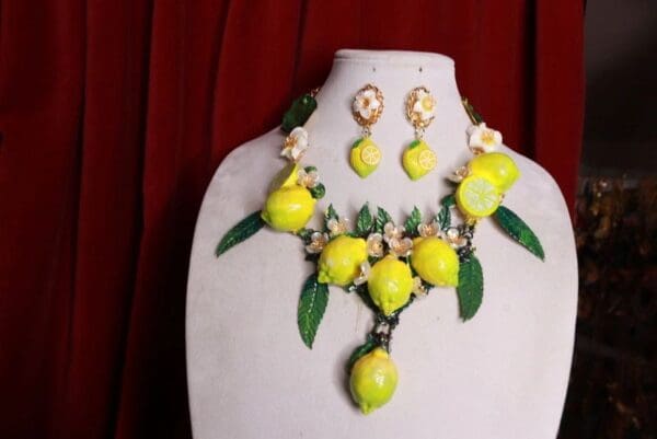 SOLD! 9534 Set Of Baroque 3D Effect Lemon Fruit Statement Necklace+ Earrings - Image 2