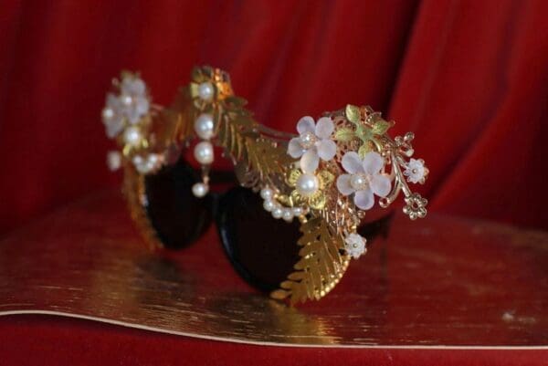 SOLD! 9543 Performance Stunning Gold Filigree Sunglasses - Image 5