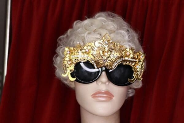 SOLD! 9544 Performance Stunning Gold Filigree Sunglasses - Image 2