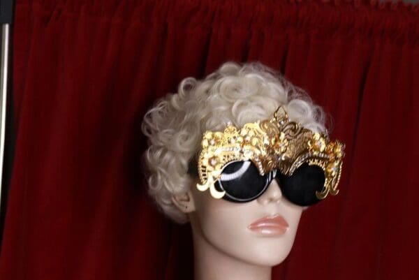 SOLD! 9544 Performance Stunning Gold Filigree Sunglasses - Image 5
