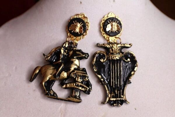 SOLD! 9574 Medieval Roman Warrior Harp Black Light Weight Earrings