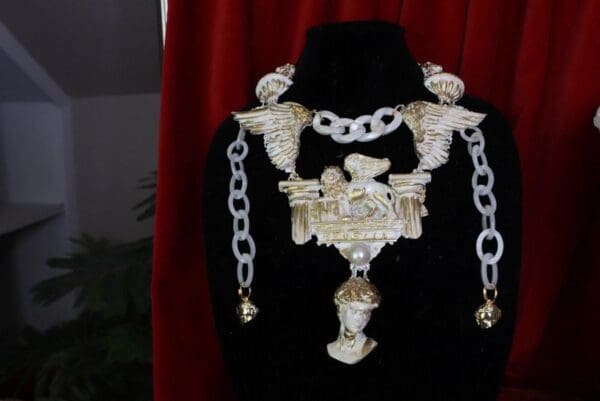 SOLD! 9576 Medieval Art Jewelry 3D Effect Hand Painted Lions Stone Effect Venezia Necklace - Image 2