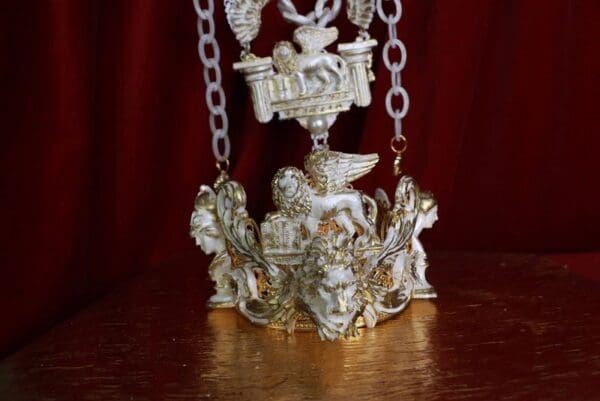 SOLD! 9581 Medieval Venezia Lion 3D Effect Headband Crown - Image 6