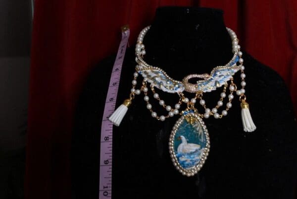 SOLD! 9600 Hand Painted Agate Swan Elegant Necklace - Image 5