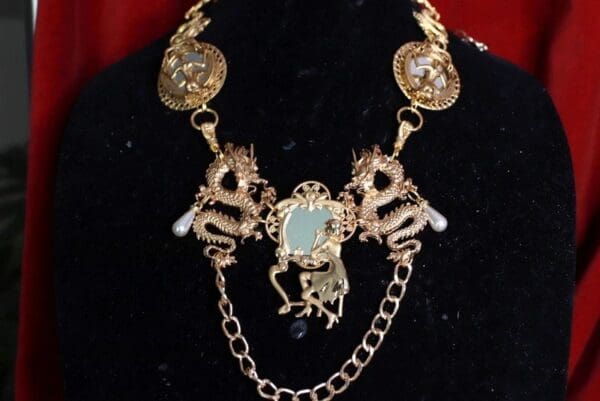 SOLD! 9630 Art Deco Tripple Mirror Lady In Dragons Necklace