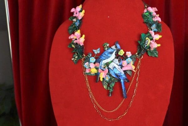 9642 Art Jewelry Hand Painted Blue Jay Birds Couple Large Necklace - Image 2