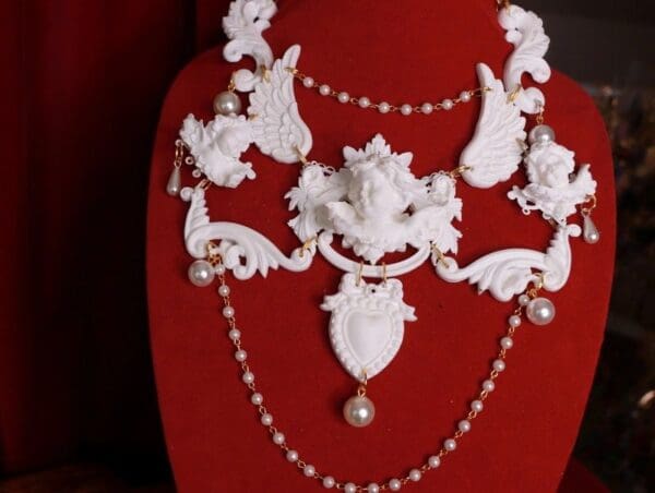 SOLD! 9673 Baroque White chubby Cherubs Pearl Necklace