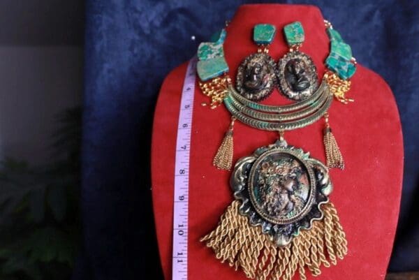 SOLD! 9693 Set Of Art Deco Bronze Color Patina Genuine Gemstones Fringe 3D Necklace+ Earrings - Image 9