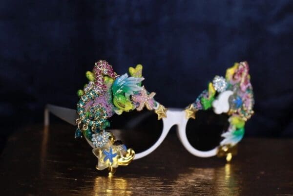 SOLD! 9703 Nautical Seahorses Embellished Sunglasses - Image 3