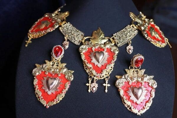 SOLD! 9746 Baroque Sacred Hearts Red Statement Necklace - Image 5