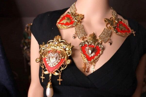 SOLD! 9747 Baroque Alta Moda Sacred Heart Massive Brooch Pin - Image 9