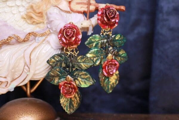 SOLD! 9759 Art Jewelry Vivid Roses Leaf 3D Effect Studs Earrings