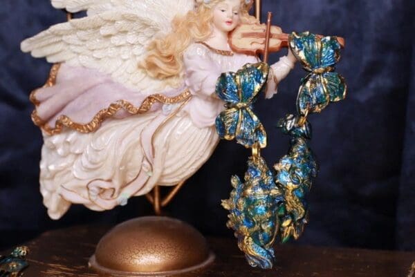 SOLD! 9760 Art Jewelry Venetian Masks Iridescent Butterflies 3D Effect Studs Earrings - Image 2